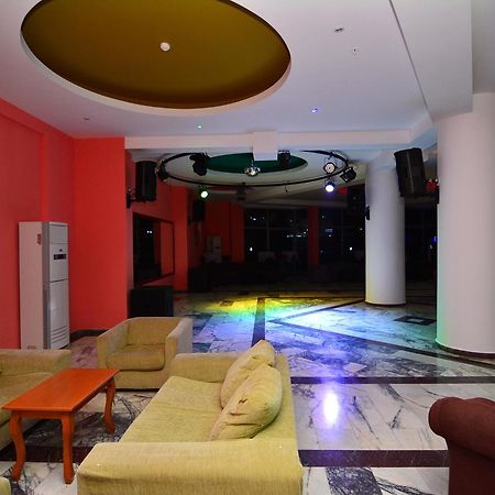 אלאניה Ananas Hotel מראה חיצוני תמונה